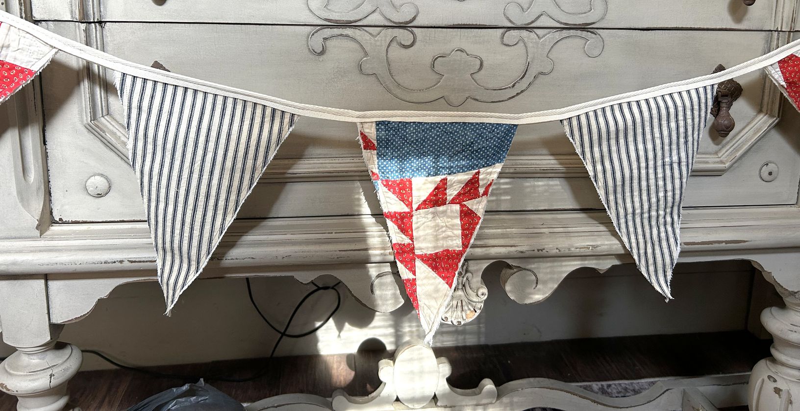 Vintage Quilt Americana Banner | Antique Americana Decor | 4th of July Banner