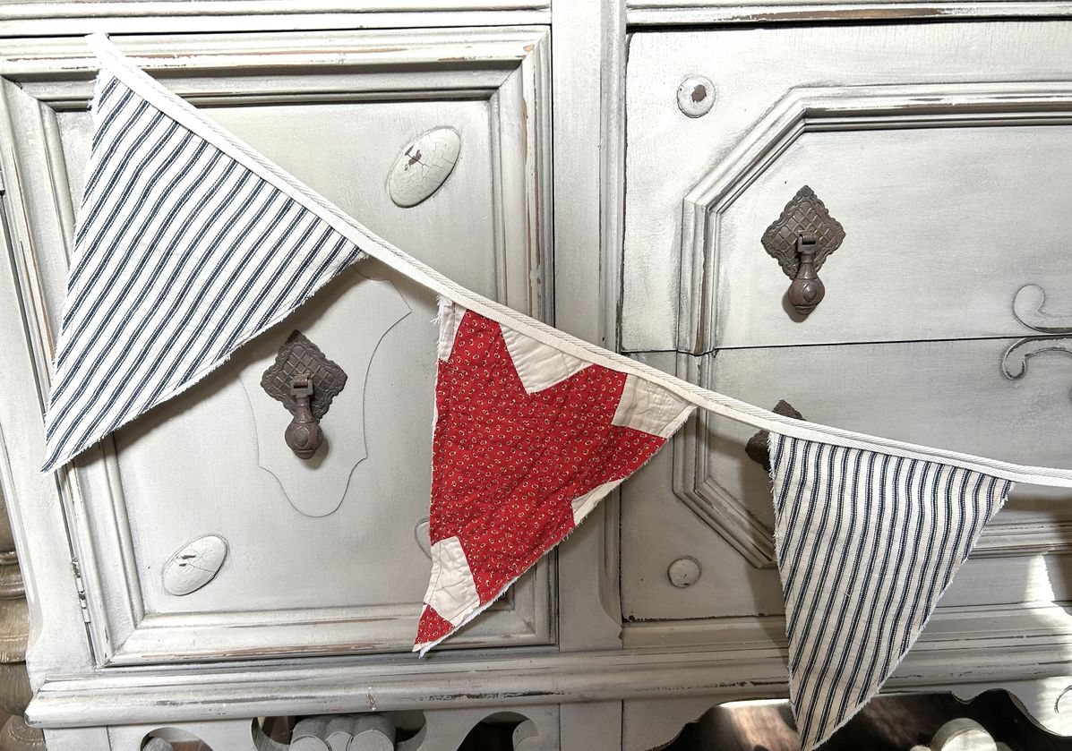 Vintage Quilt Americana Banner | Antique Americana Decor | 4th of July Banner