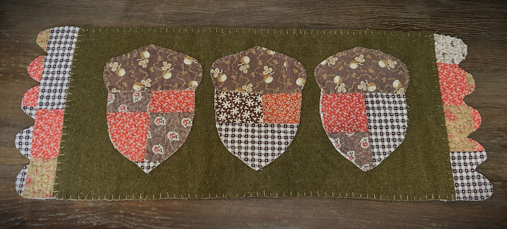 Antique Quilt Fall Acorn Wool Table Runner