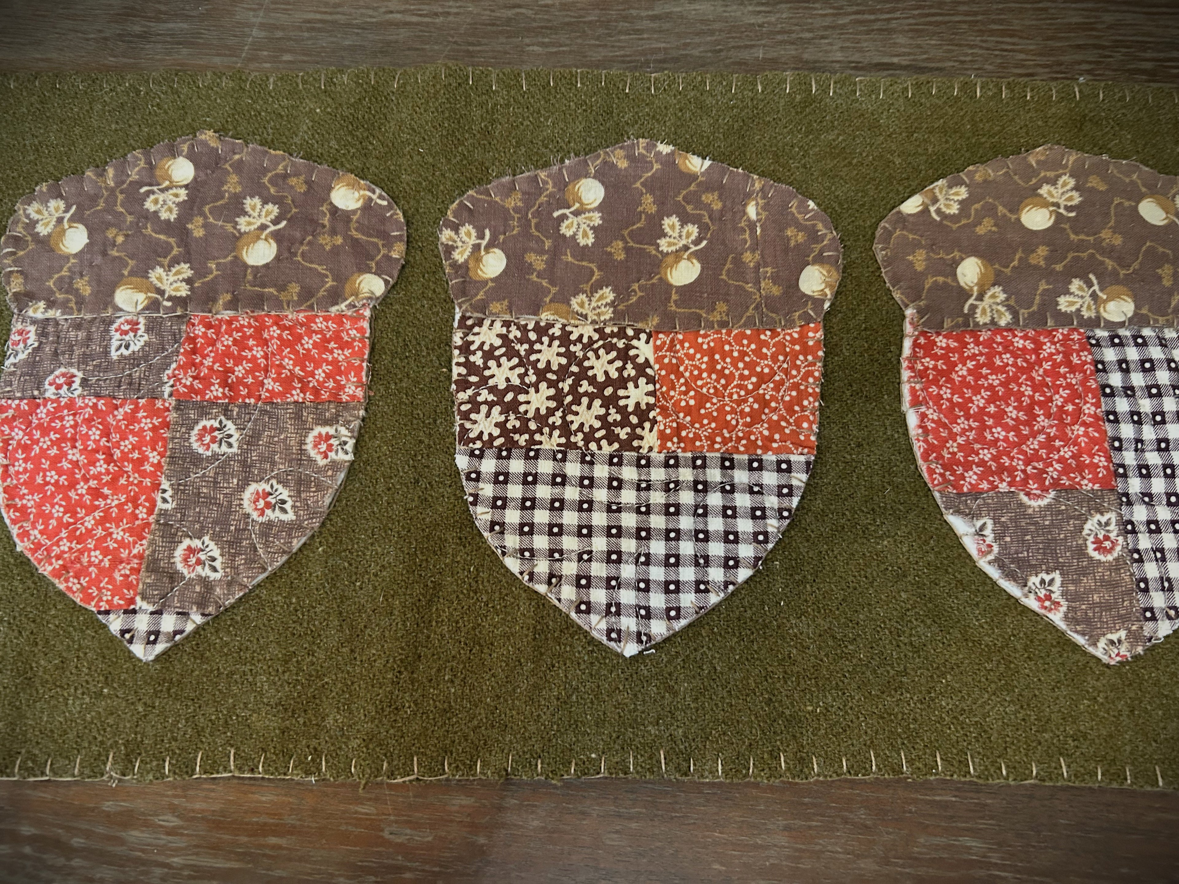 Antique Quilt Fall Acorn Wool Table Runner