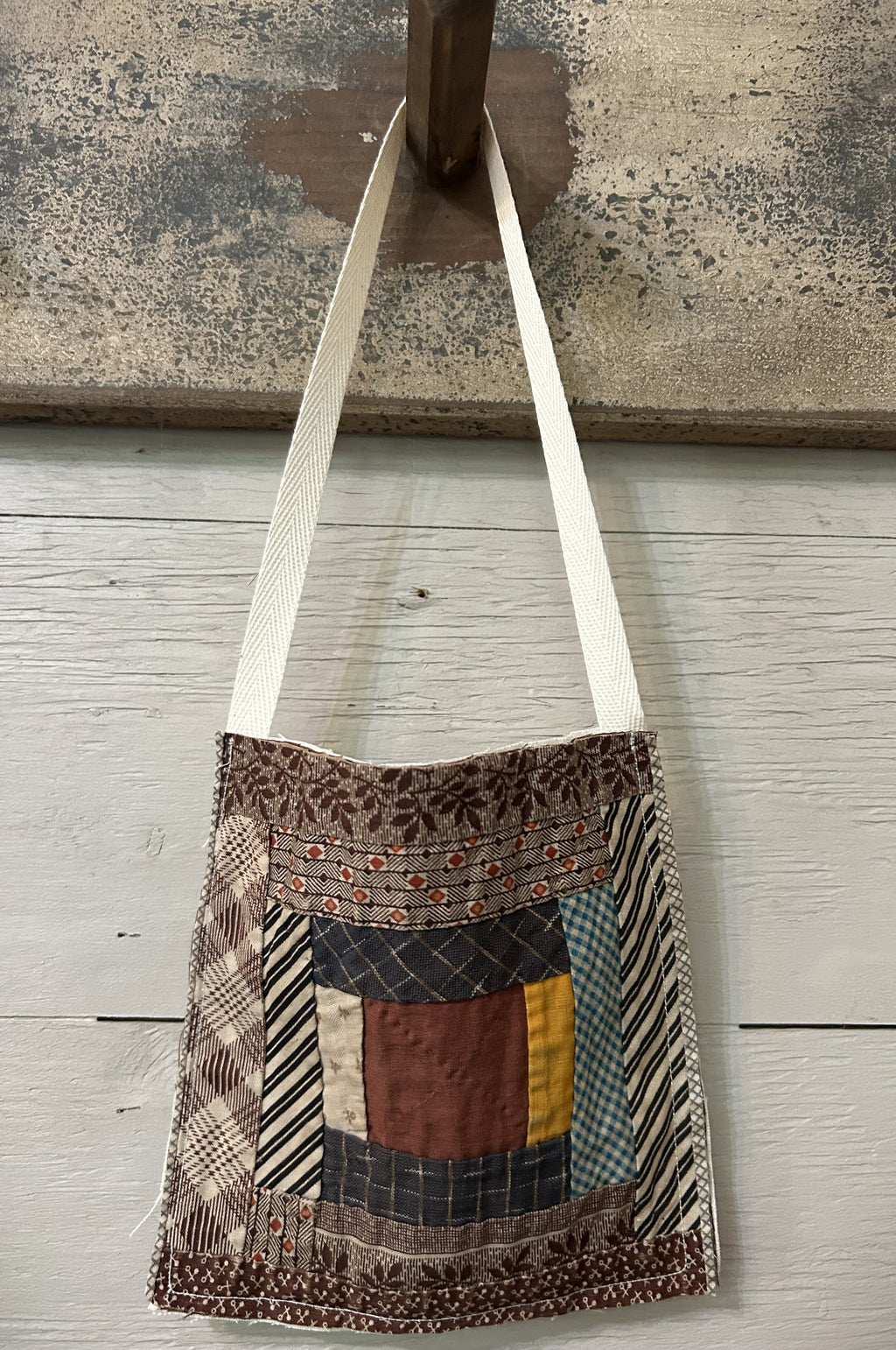 Primitive Antique Log Cabin Quilt Block Peg Hanger | OOAK Folk Art Decor