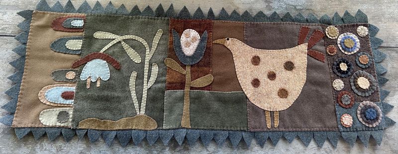 Primitive Handmade Wool Applique Folk Art Chicken Table Runner