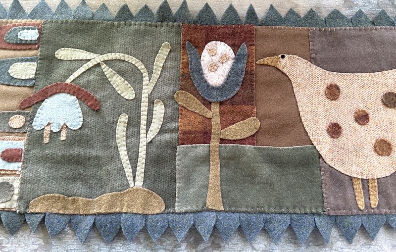 Primitive Handmade Wool Applique Folk Art Chicken Table Runner