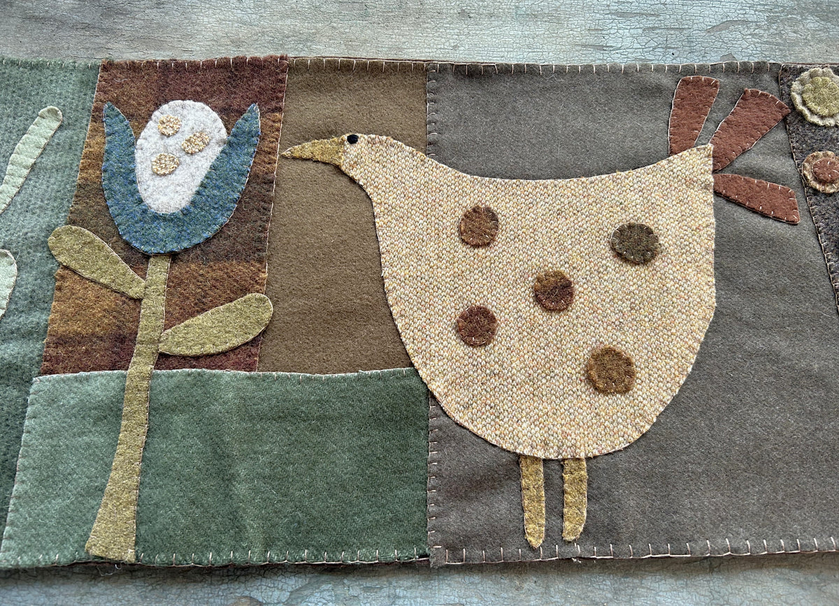 Primitive Handmade Wool Applique Folk Art Chicken Table Runner