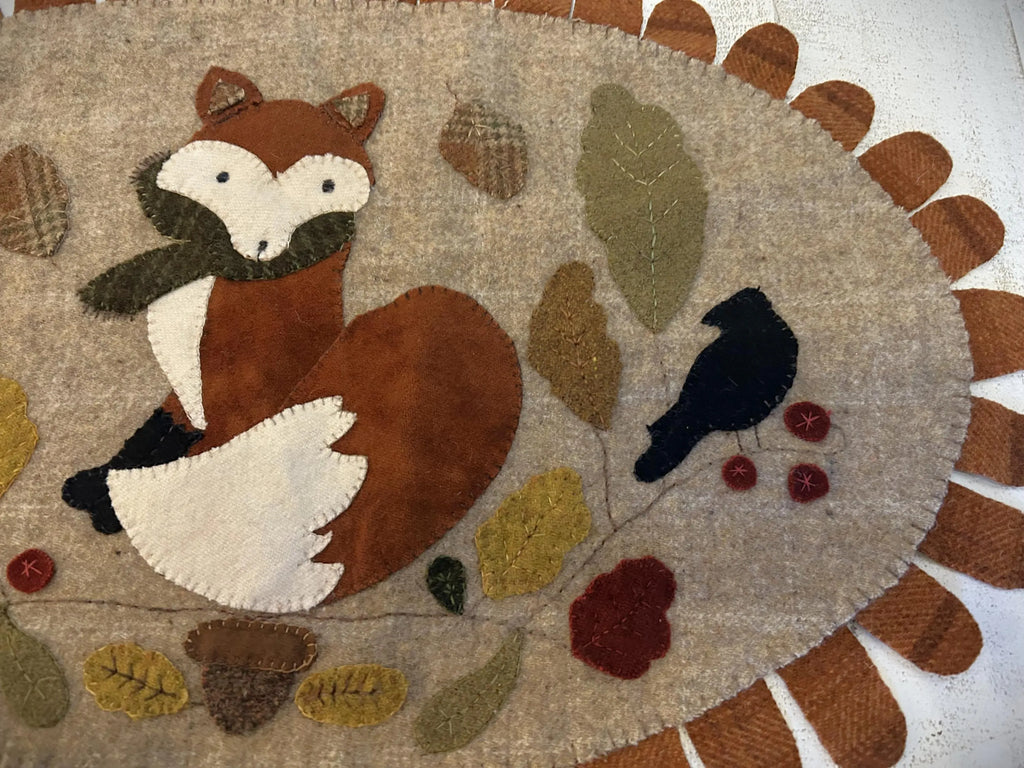 Primitive Handmade Wool Fox Table Runner