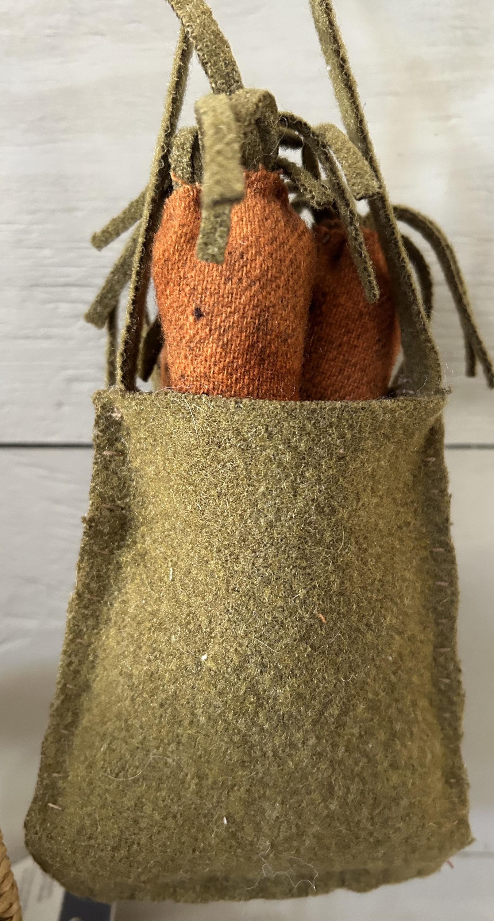 Handmade Wool Carrot Pouch Spring Peg Hanger