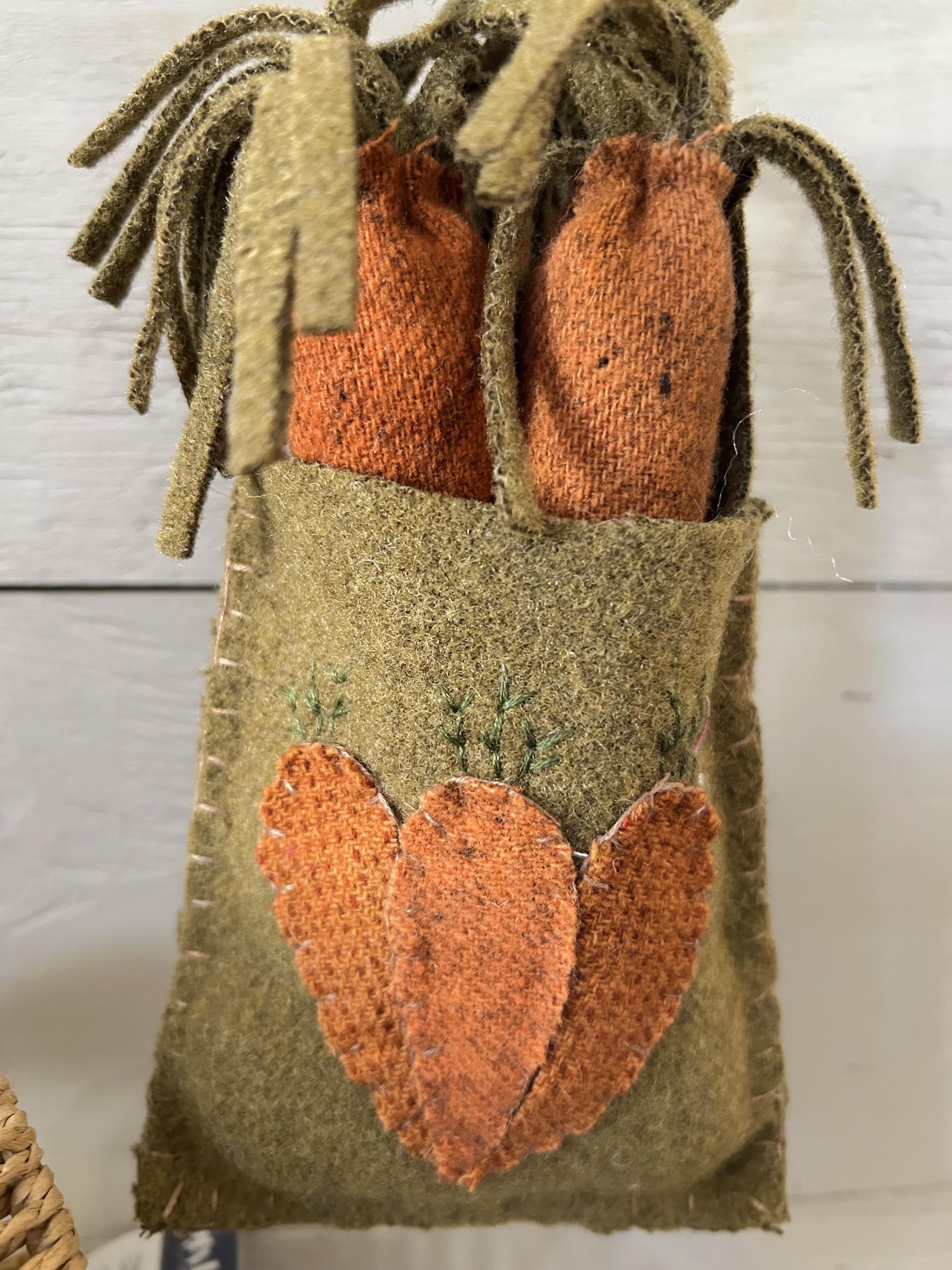 Handmade Wool Carrot Pouch Spring Peg Hanger
