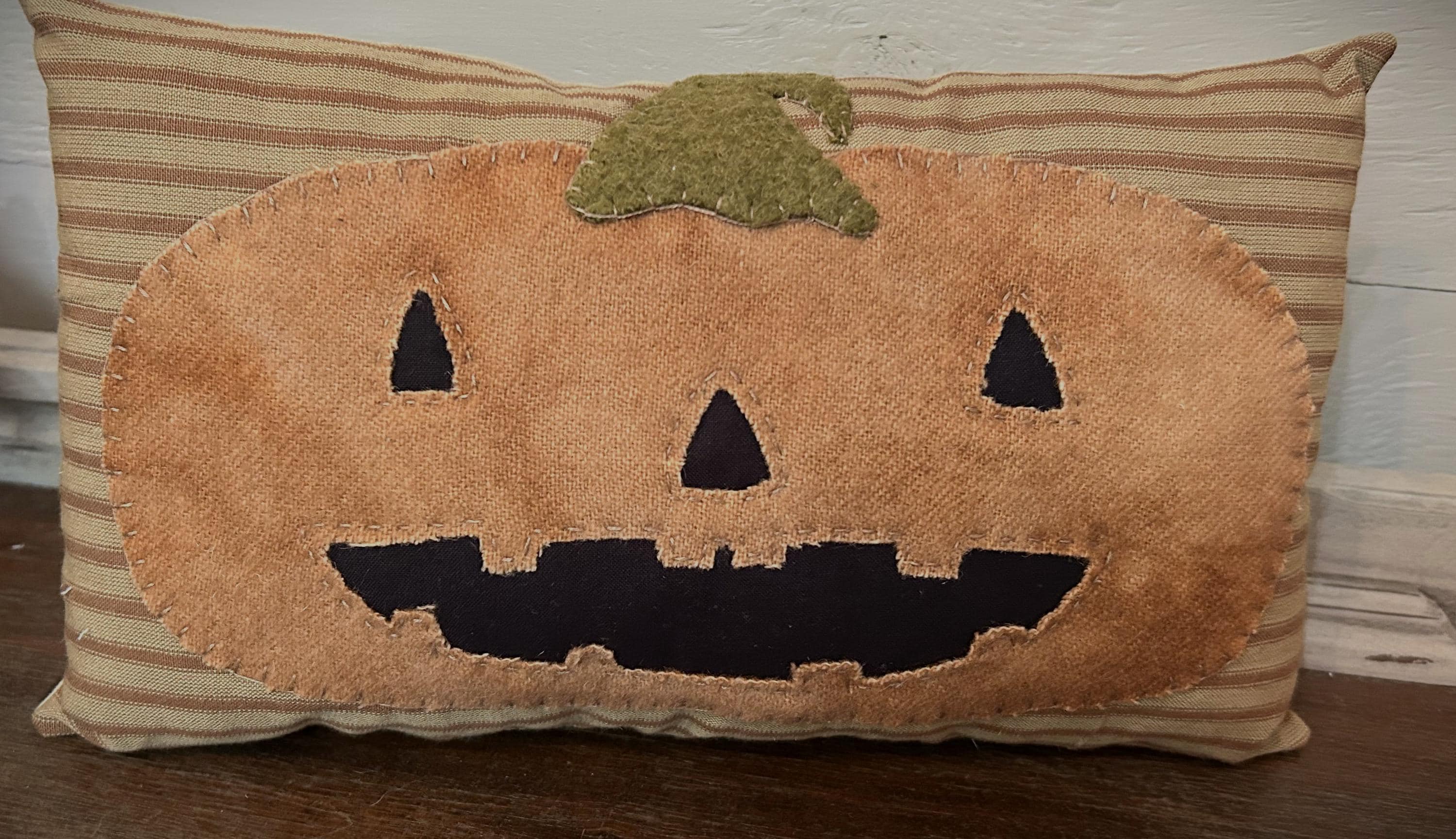 Primitive Jack O lantern Wool Applique Pillow | Handmade Fall Decor