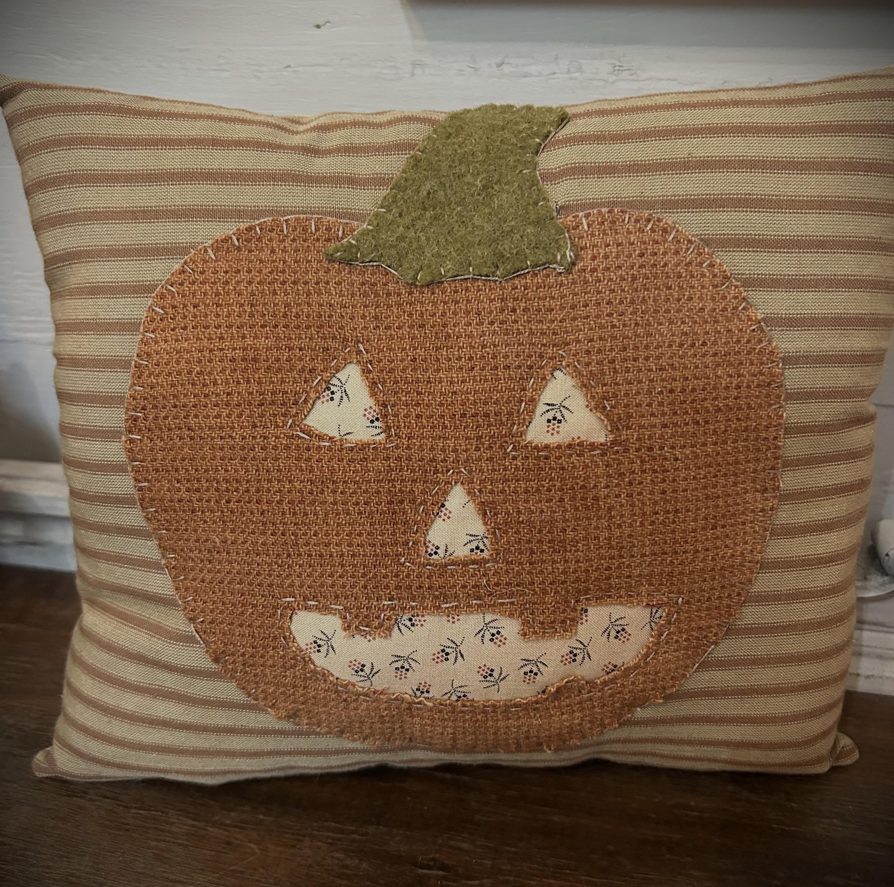 Primitive Jack O Lantern Wool Applique Pillow | Primitive Halloween Decor